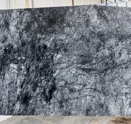 Kaer Black